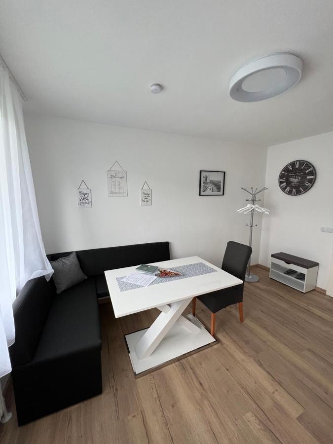 Apartment 2 Gaeste Schörfling Екстериор снимка
